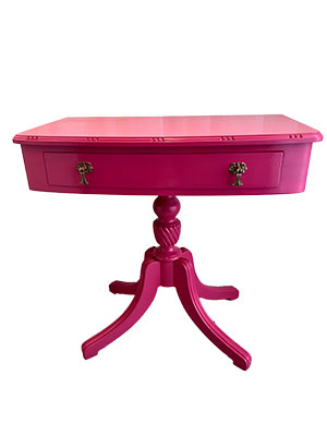 OCCASIONAL TABLE