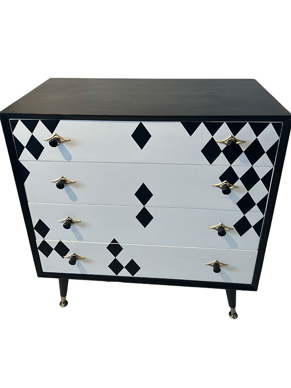 DRAWERS 